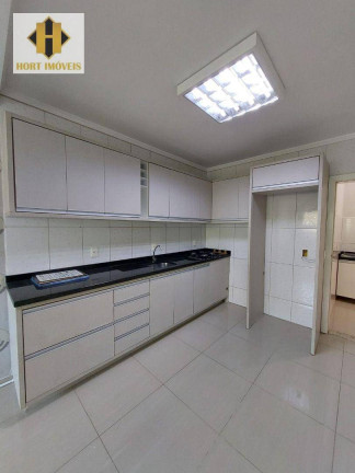 Imagem Sobrado com 3 Quartos à Venda, 94 m² em Pereque - Porto Belo