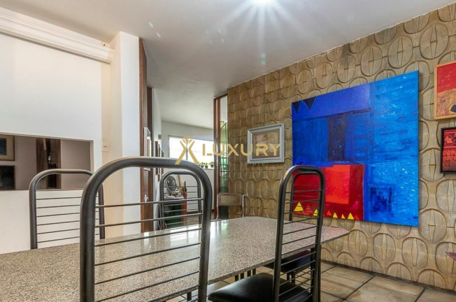 Imagem Imóvel com 4 Quartos à Venda, 500 m² em Santo Antônio - Belo Horizonte