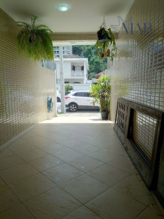 Imagem Casa com 3 Quartos à Venda, 124 m² em Marapé - Santos