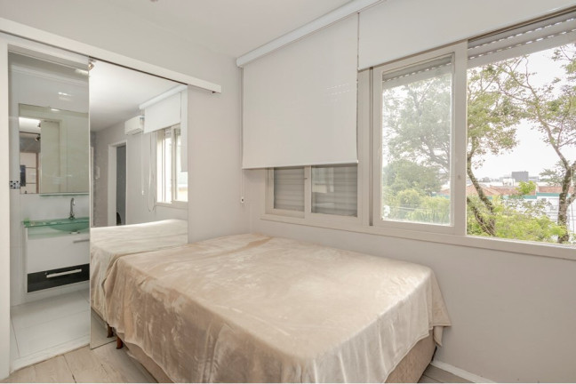 Imagem Studio com 1 Quarto à Venda, 31 m² em Passo Da Areia - Porto Alegre Imagem Studio com 1 Quarto à Venda, 31 m² em Passo Da Areia - Porto Alegre