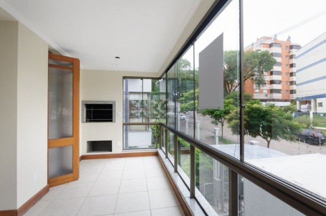 Imagem Imóvel com 3 Quartos à Venda, em Tristeza - Porto Alegre Imagem Imóvel com 3 Quartos à Venda, em Tristeza - Porto Alegre