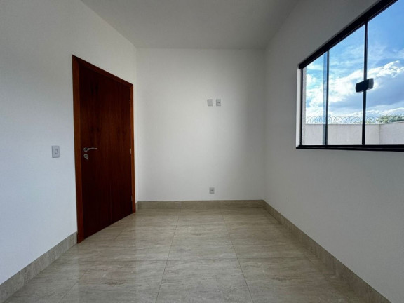 Imagem Casa com 3 Quartos à Venda, 127 m² em Residencial Santa Fé I - Goiânia