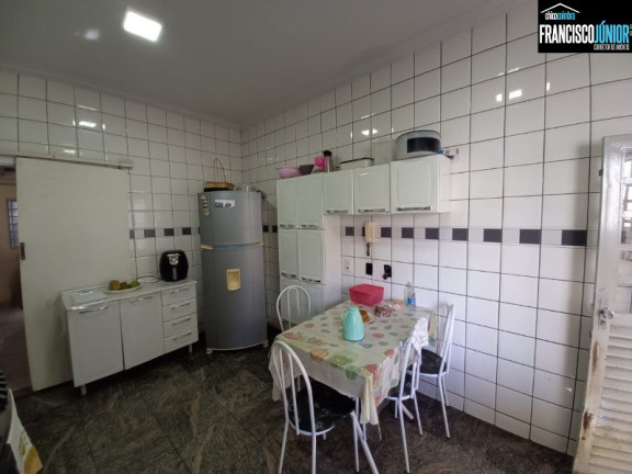 Imagem Casa com 4 Quartos à Venda, 244 m² em Setor Sudoeste - Goiânia Imagem Casa com 4 Quartos à Venda, 244 m² em Setor Sudoeste - Goiânia