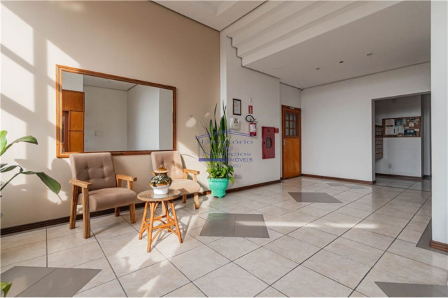 Imagem Imóvel com 2 Quartos à Venda, 61 m² em Cavalhada - Porto Alegre
