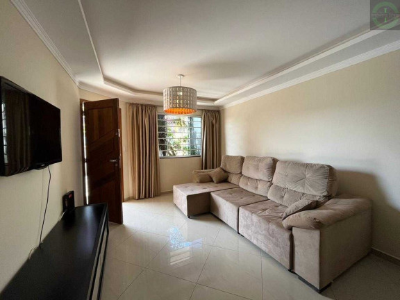 Imagem Sobrado com 3 Quartos à Venda, 12.845 m² em Ronda - Ponta Grossa