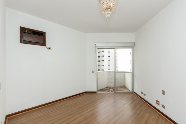 Imagem Imóvel com 4 Quartos à Venda, 244 m² em Vila Uberabinha - São Paulo