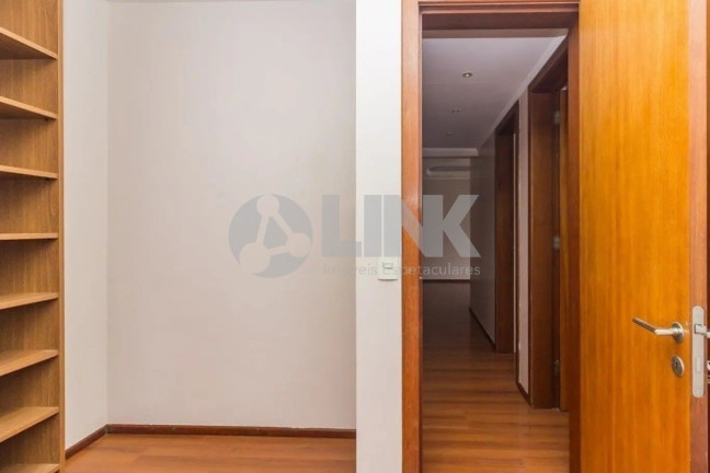 Imagem Apartamento com 3 Quartos à Venda, 70 m² em Cristo Redentor - Porto Alegre Imagem Apartamento com 3 Quartos à Venda, 70 m² em Cristo Redentor - Porto Alegre
