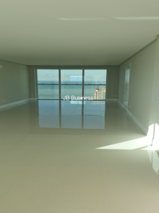 Imagem Imóvel com 3 Quartos à Venda, 139 m² em Centro - Balneário Camboriú