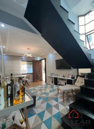 Sobrado com 3 Quartos à Venda, 220 m² em Canto Do Forte - Praia Grande