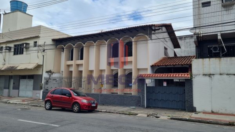 Casa com 4 Quartos à Venda, 300 m² em Centro - Vila Velha