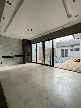 Imagem Casa com 3 Quartos à Venda, 328 m² em Turista Ii - Caldas Novas