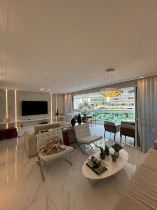 Imagem Imóvel com 4 Quartos à Venda, 200 m² em Pituba - Salvador Imagem Imóvel com 4 Quartos à Venda, 200 m² em Pituba - Salvador