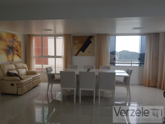 Imagem Apartamento com 4 Quartos para Temporada, 390 m² em Centro - Balneário Camboriú Imagem Apartamento com 4 Quartos para Temporada, 390 m² em Centro - Balneário Camboriú