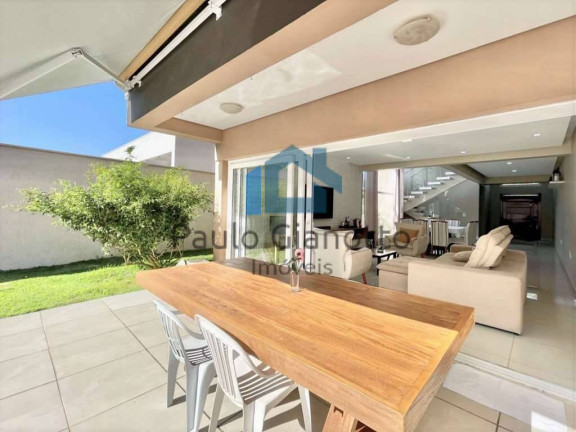 Imagem Casa de Condomínio com 4 Quartos à Venda, 315 m² em Granja Viana - Cotia Imagem Casa de Condomínio com 4 Quartos à Venda, 315 m² em Granja Viana - Cotia