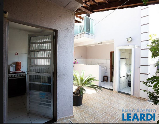 Imagem Sobrado com 3 Quartos à Venda, 200 m² em Jardim Stella - Santo André Imagem Sobrado com 3 Quartos à Venda, 200 m² em Jardim Stella - Santo André