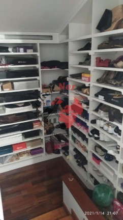 Imagem Sobrado com 3 Quartos à Venda, 525 m² em Vila Helena - Santo André