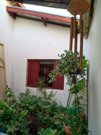 Imagem Casa com 3 Quartos à Venda, 134 m² em Vila Nossa Senhora Das Graças - Taubaté Imagem Casa com 3 Quartos à Venda, 134 m² em Vila Nossa Senhora Das Graças - Taubaté