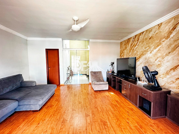 Imagem Casa com 3 Quartos à Venda, 403 m² em Guará Ii - Brasília Imagem Casa com 3 Quartos à Venda, 403 m² em Guará Ii - Brasília