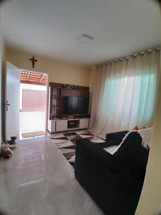 Imagem Casa com 3 Quartos à Venda, 250 m² em Santo André - Anápolis