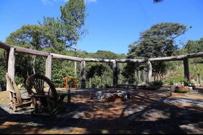 Imagem Chácara com 4 Quartos à Venda, 10.000 m² em Jardim Santa Vitória (canguera) - São Roque Imagem Chácara com 4 Quartos à Venda, 10.000 m² em Jardim Santa Vitória (canguera) - São Roque