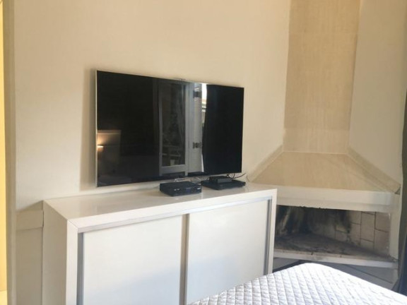 Imagem Casa com 3 Quartos à Venda, 286 m² em Granja Santa Maria - Carapicuíba Imagem Casa com 3 Quartos à Venda, 286 m² em Granja Santa Maria - Carapicuíba