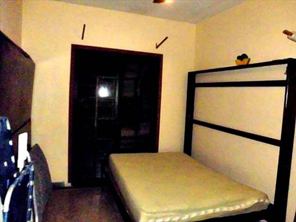 Imagem Casa com 1 Quarto à Venda, 70 m² em Vila Guilhermina - Praia Grande