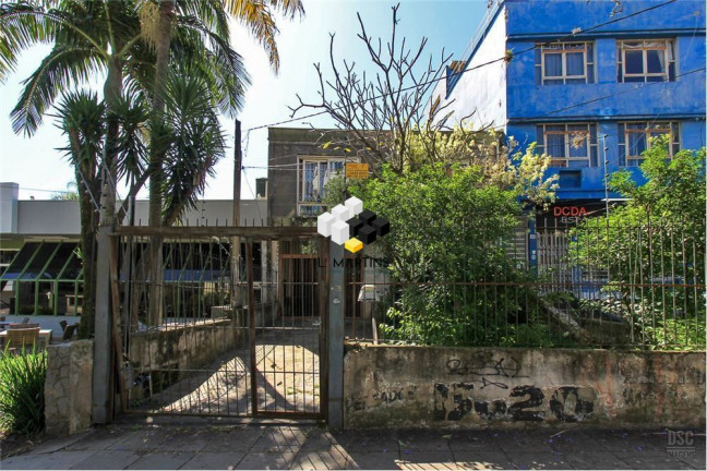 Imagem Casa com 3 Quartos à Venda, 179 m² em Petrópolis - Porto Alegre