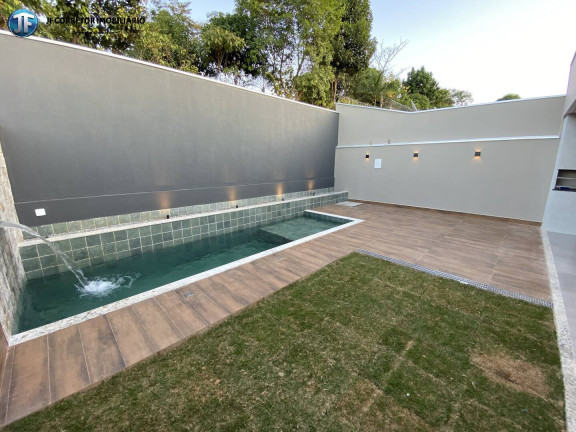 Imagem Casa com 3 Quartos à Venda, 257 m² em Ideal - Ipatinga