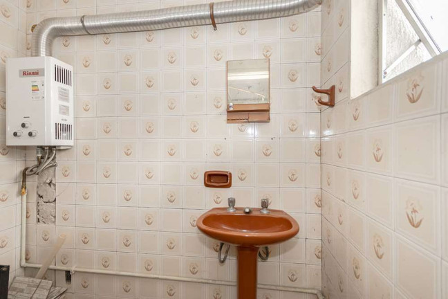 Imagem Imóvel com 2 Quartos à Venda, em Petrópolis - Porto Alegre Imagem Imóvel com 2 Quartos à Venda, em Petrópolis - Porto Alegre