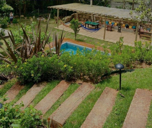 Imagem Casa com 4 Quartos para Alugar, 350 m² em Quebra Frascos - Teresópolis Imagem Casa com 4 Quartos para Alugar, 350 m² em Quebra Frascos - Teresópolis