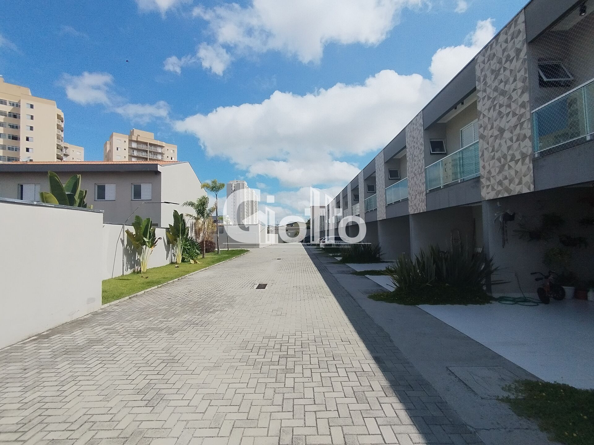 Imagem Casa de Condomínio com 3 Quartos para Alugar, 94 m² em Alto Ipiranga - Mogi Das Cruzes