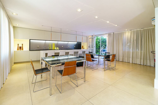 Imagem Imóvel com 1 Quarto à Venda, em Vila Nova Conceição - São Paulo Imagem Imóvel com 1 Quarto à Venda, em Vila Nova Conceição - São Paulo