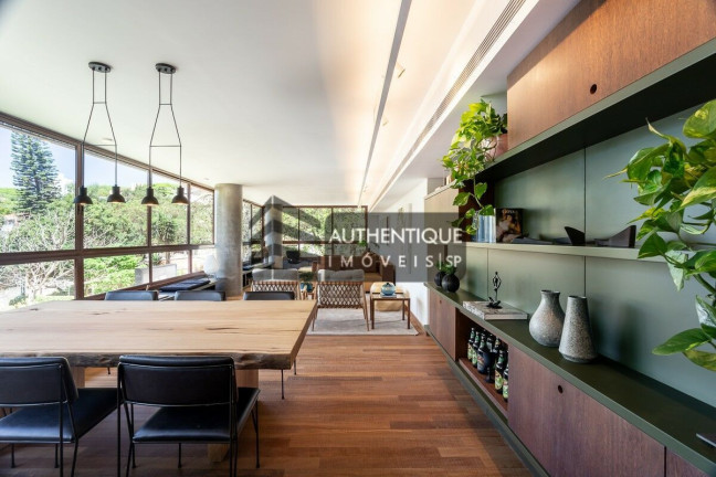 Apartamento com 2 Quartos à Venda, 130 m² em Vila Madalena - São Paulo