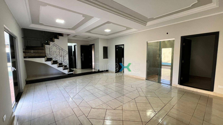 Imagem Sobrado com 4 Quartos à Venda, 356 m² em Carandá Bosque - Campo Grande