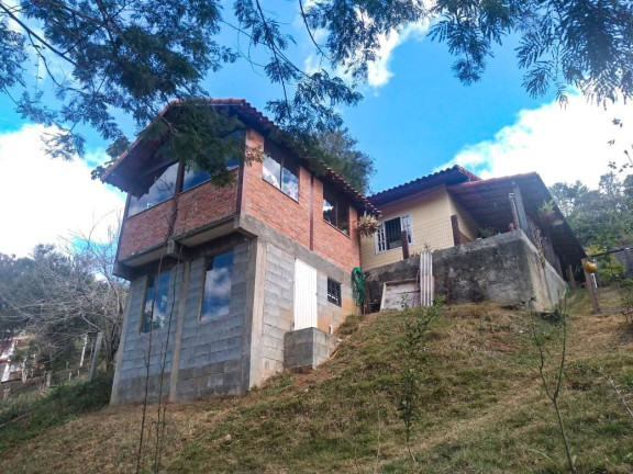 Imagem Casa com 3 Quartos à Venda, 137 m² em Albuquerque - Teresópolis Imagem Casa com 3 Quartos à Venda, 137 m² em Albuquerque - Teresópolis