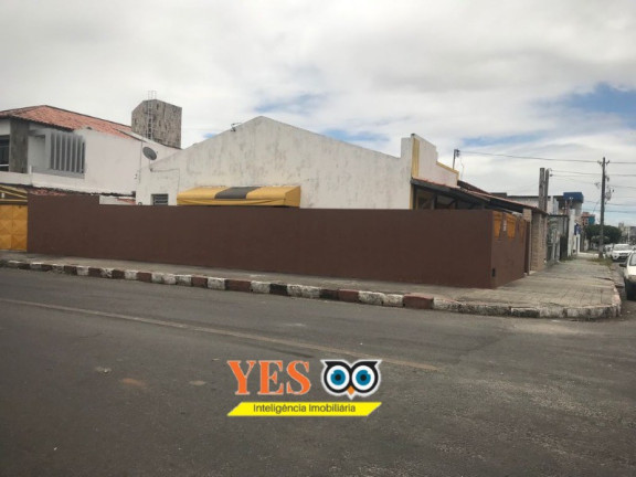 Casa com 3 Quartos à Venda, 300 m² em Centro - Feira De Santana