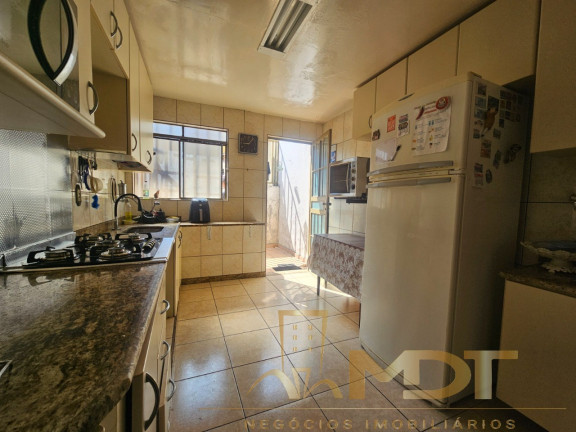 Imagem Casa com 4 Quartos à Venda, 260 m² em Copacabana - Belo Horizonte