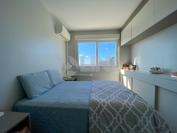 Imagem Apartamento com 3 Quartos à Venda, 72 m² em São João - Porto Alegre