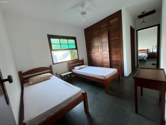 Imagem Sobrado com 5 Quartos à Venda, 674 m² em Toque-toque Pequeno - São Sebastião Imagem Sobrado com 5 Quartos à Venda, 674 m² em Toque-toque Pequeno - São Sebastião