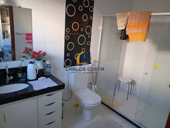 Imagem Casa com 5 Quartos à Venda, 180 m² em Portinho - Cabo Frio