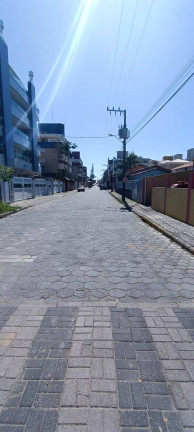 Imagem Apartamento com 1 Quarto para Temporada, 24 m² em Bombas - Bombinhas Imagem Apartamento com 1 Quarto para Temporada, 24 m² em Bombas - Bombinhas