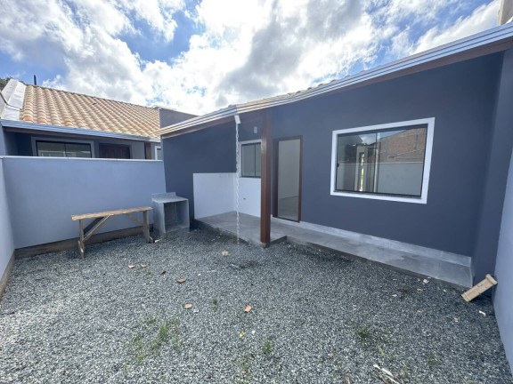 Casa com 2 Quartos à Venda,  em Quinta Dos Açorianos - Barra Velha