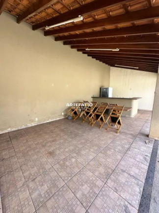 Imagem Casa com 3 Quartos à Venda, 168 m² em Vila Nicácio - Franca