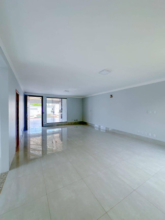 Imagem Casa com 3 Quartos à Venda, 285 m² em Setor Sudoeste - Goiânia Imagem Casa com 3 Quartos à Venda, 285 m² em Setor Sudoeste - Goiânia