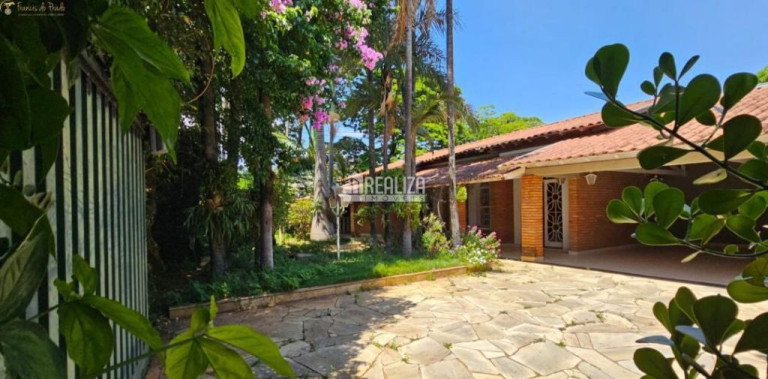 Imagem Casa com 4 Quartos à Venda, 1.093 m² em Estados Unidos - Uberaba Imagem Casa com 4 Quartos à Venda, 1.093 m² em Estados Unidos - Uberaba