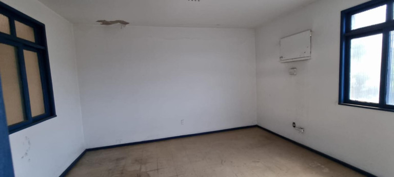 Imagem Imóvel Comercial à Venda, 1.185 m² em Cordovil - Rio De Janeiro Imagem Imóvel Comercial à Venda, 1.185 m² em Cordovil - Rio De Janeiro