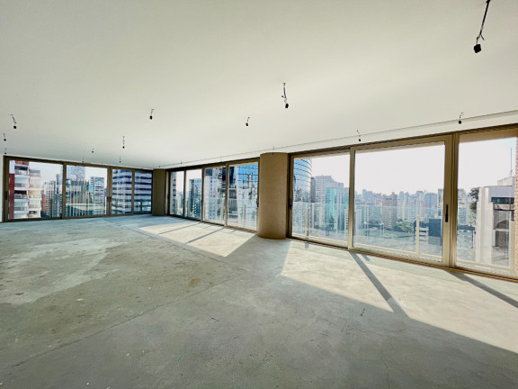 Imóvel com 4 Quartos à Venda, 335 m² em Itaim Bibi - São Paulo