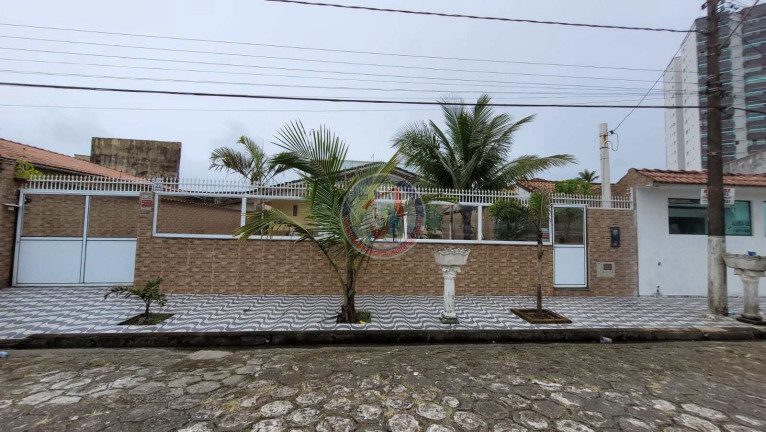 Imagem Casa com 4 Quartos à Venda, 245 m² em Vila Anhanguera - Mongaguá Imagem Casa com 4 Quartos à Venda, 245 m² em Vila Anhanguera - Mongaguá