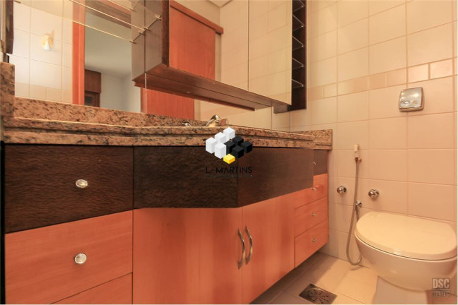 Imagem Apartamento com 3 Quartos à Venda, 211 m² em Mont Serrat - Porto Alegre Imagem Apartamento com 3 Quartos à Venda, 211 m² em Mont Serrat - Porto Alegre