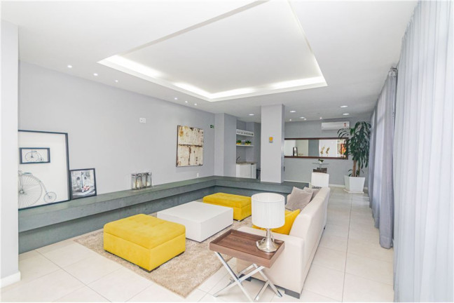 Imagem Apartamento com 3 Quartos à Venda, 82 m² em Passo Da Areia - Porto Alegre